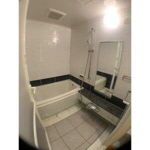 Room image 15