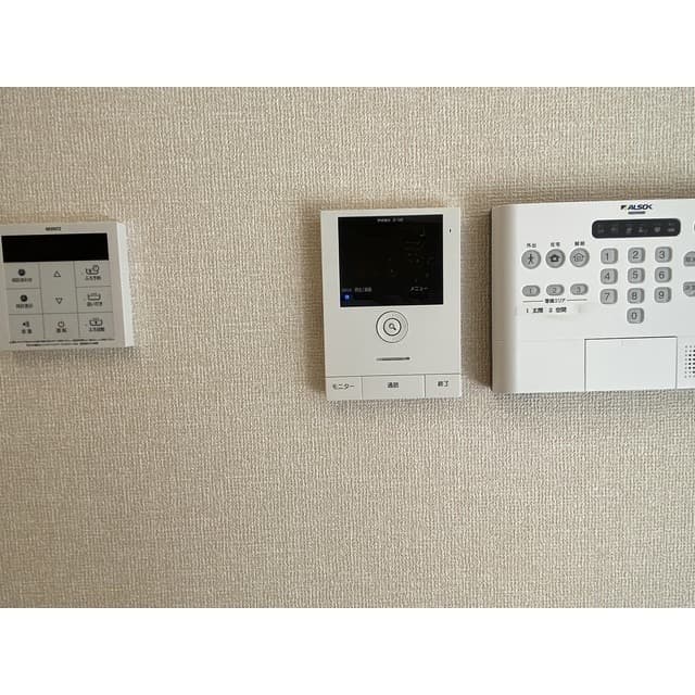 Room image 12