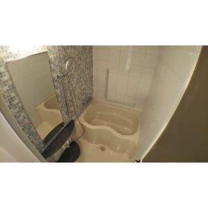 Room image 13