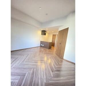 Room image 16