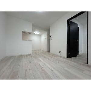 Room image 14