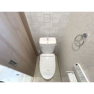 Room image 10