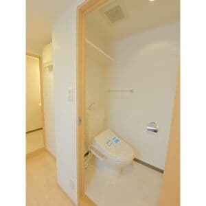 Room image 14
