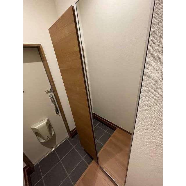 Room image 13