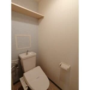 Room image 9
