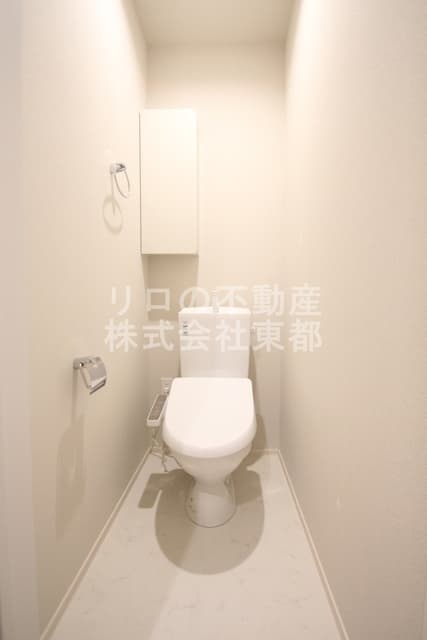 Room image 9