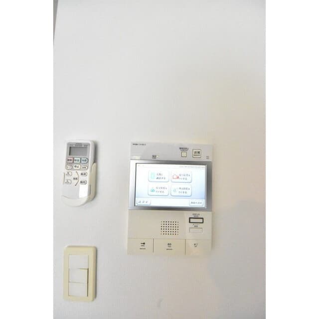 Room image 16