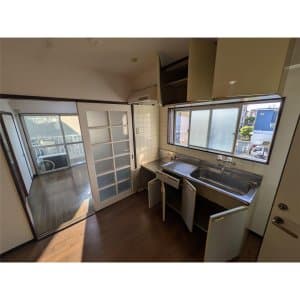 Room image 9