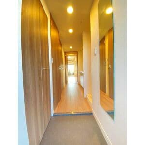 Room image 12