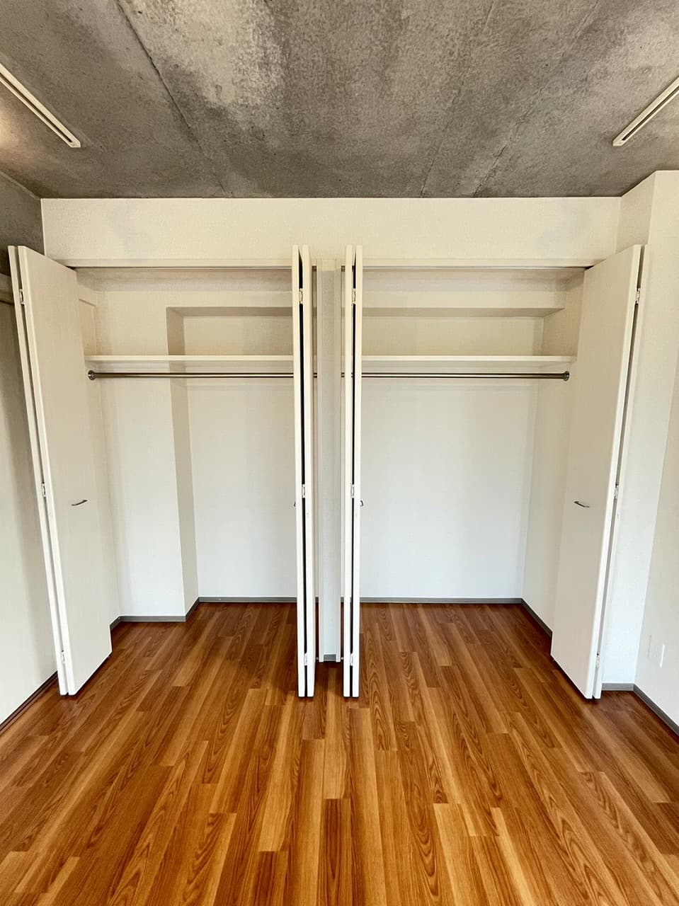 Room image 14