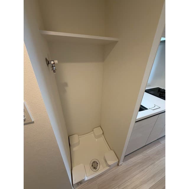 Room image 9