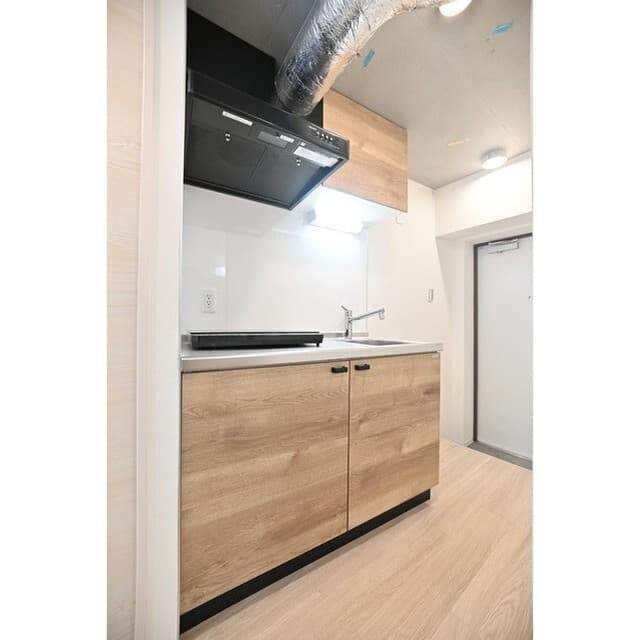 Room image 8
