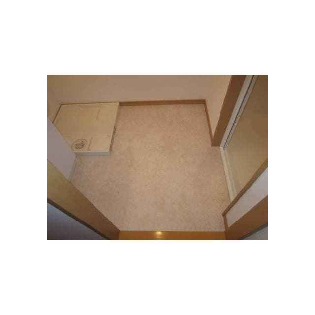 Room image 14
