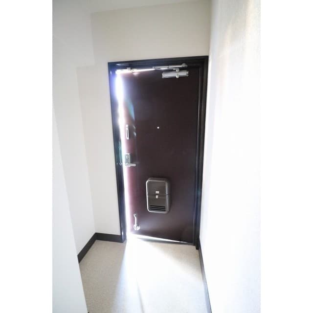Room image 13