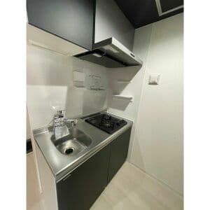 Room image 9