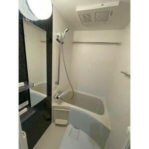 Room image 10