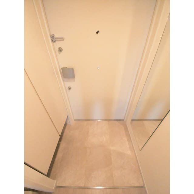 Room image 13