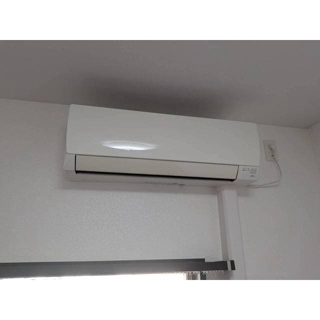 Room image 15