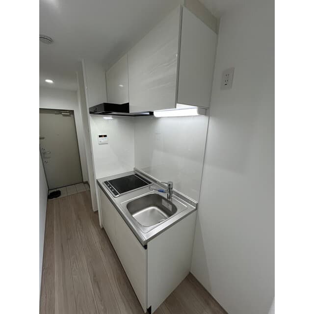 Room image 9