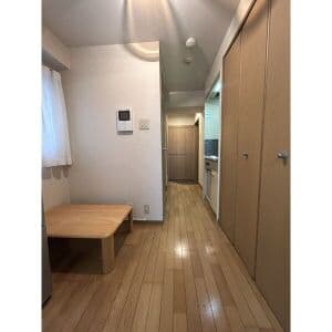 Room image 14