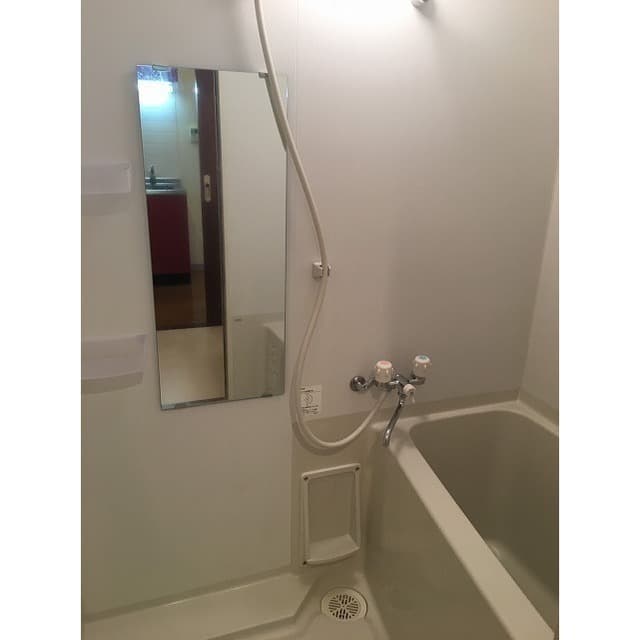 Room image 12
