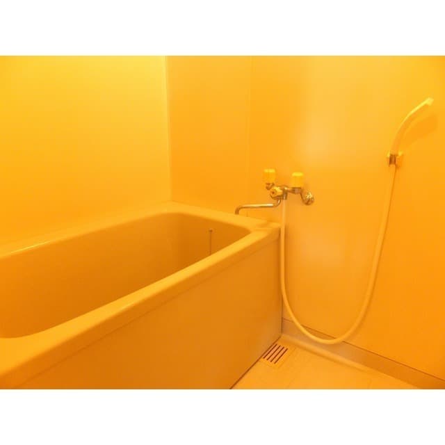 Room image 12