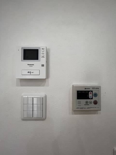 Room image 12