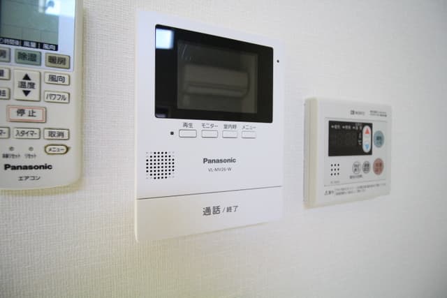 Room image 10