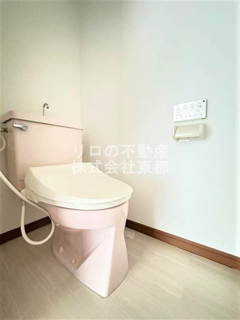 Room image 9
