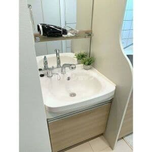 Room image 8
