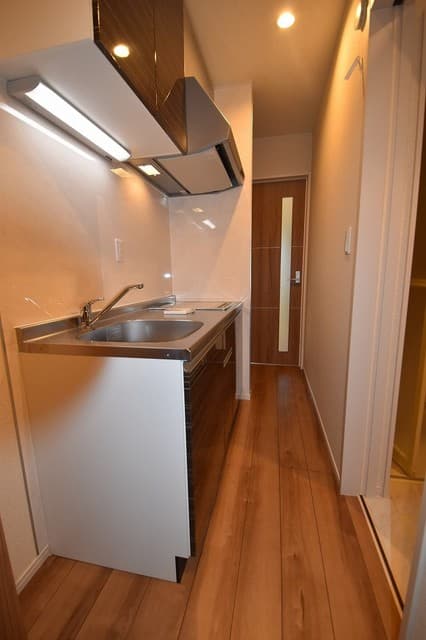Room image 9