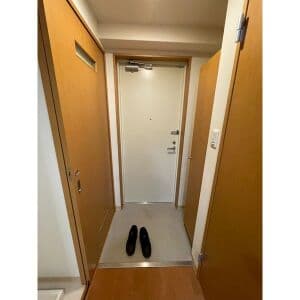 Room image 11