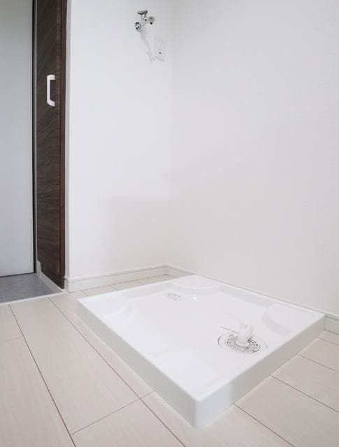 Room image 14