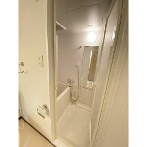 Room image 16