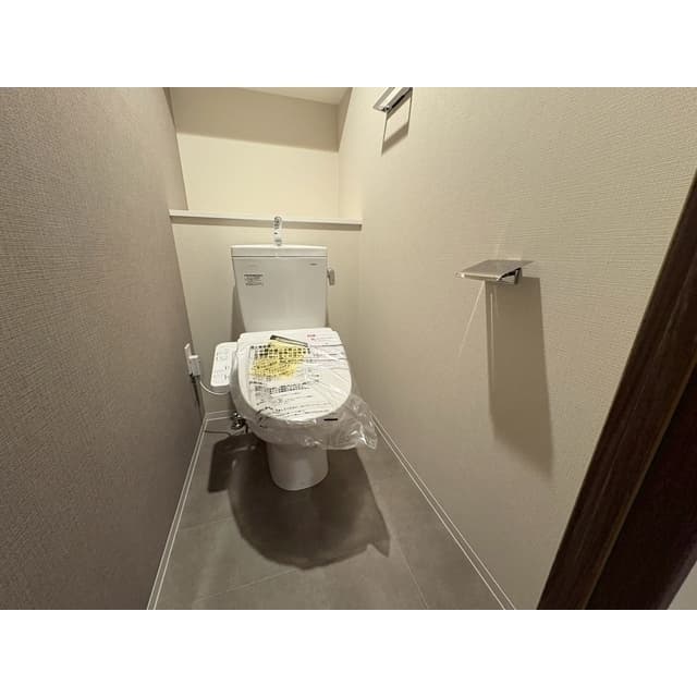 Room image 13