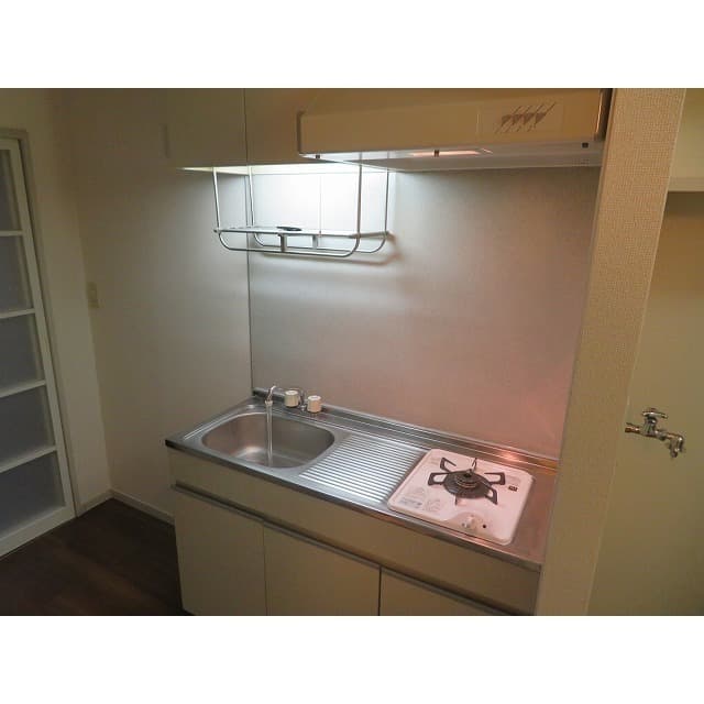 Room image 11