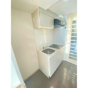 Room image 13