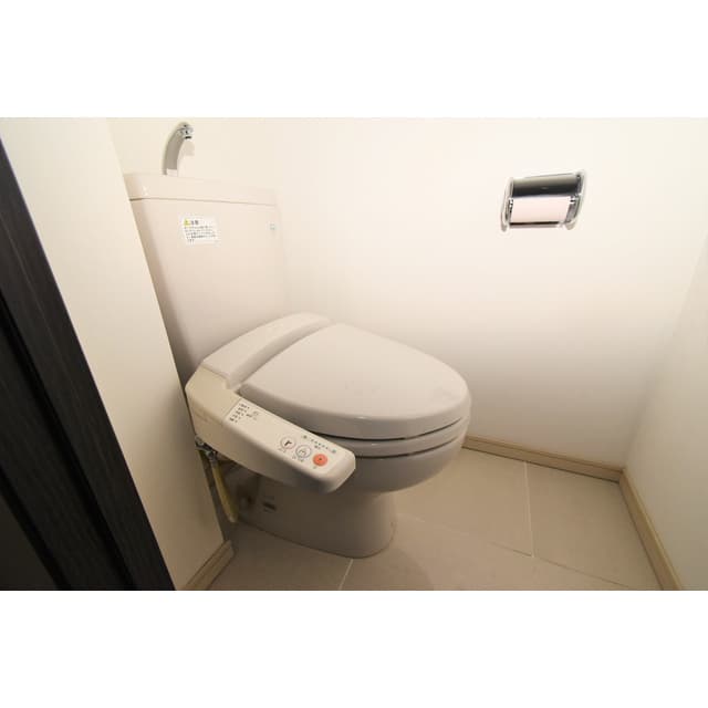 Room image 10
