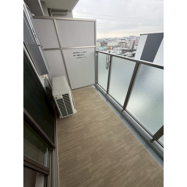Room image 10
