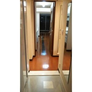 Room image 11