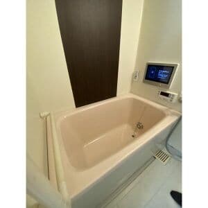 Room image 9