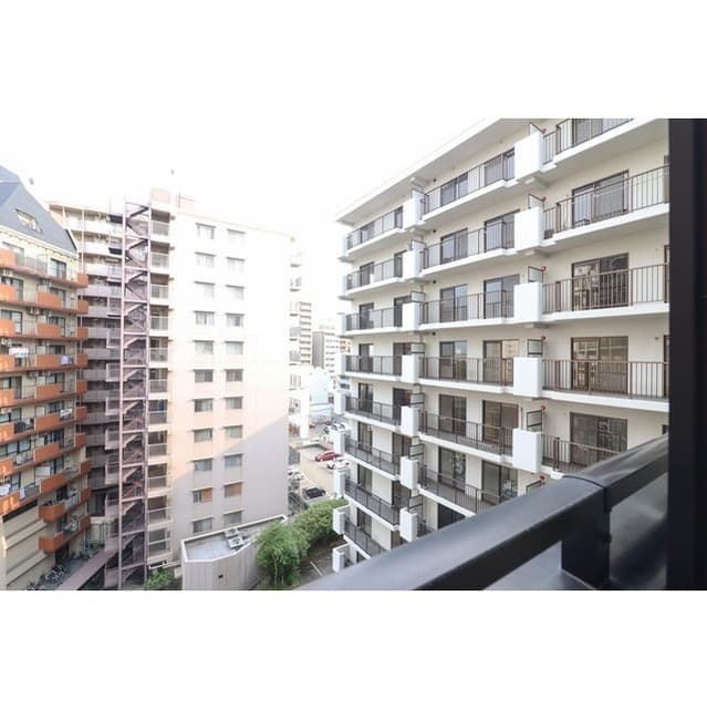 Room image 10