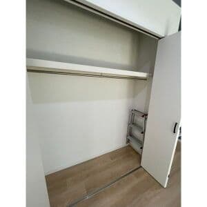 Room image 14