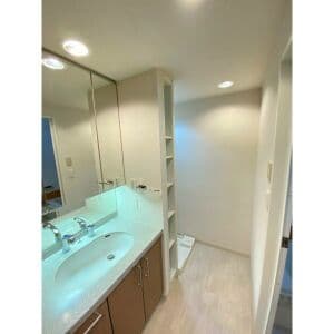 Room image 12