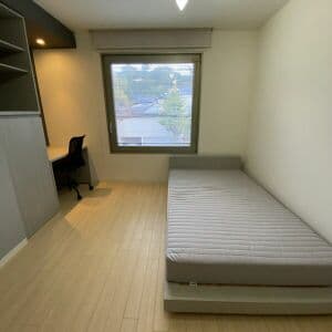 Room image 13