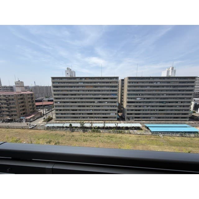 Room image 15