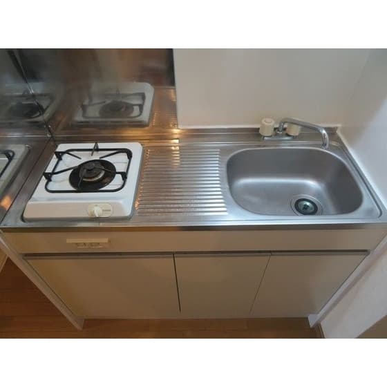 Room image 11