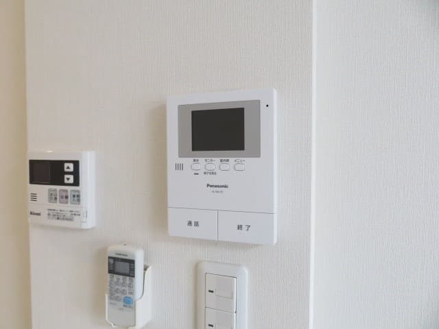 Room image 10