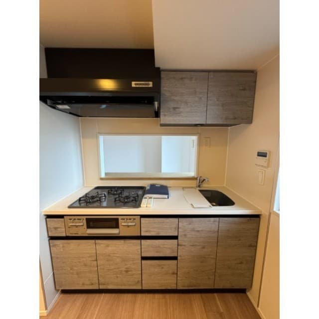 Room image 9