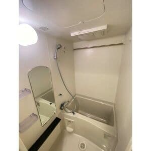 Room image 15